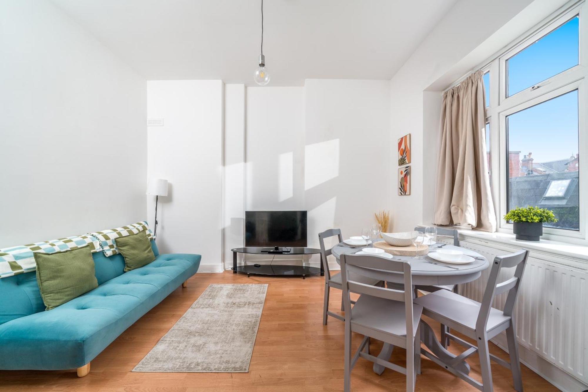 The Tooting Bec Hideaway - Prime Location Apartment London Bagian luar foto